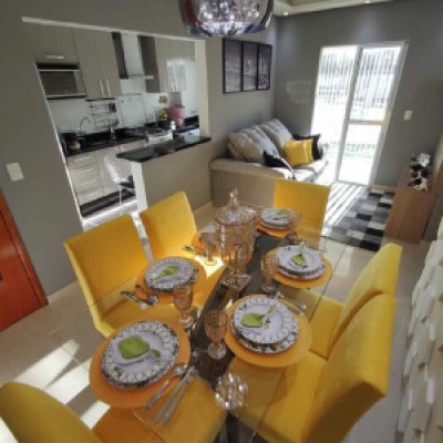 Apartamento de 57m² com 2 dormitórios à venda